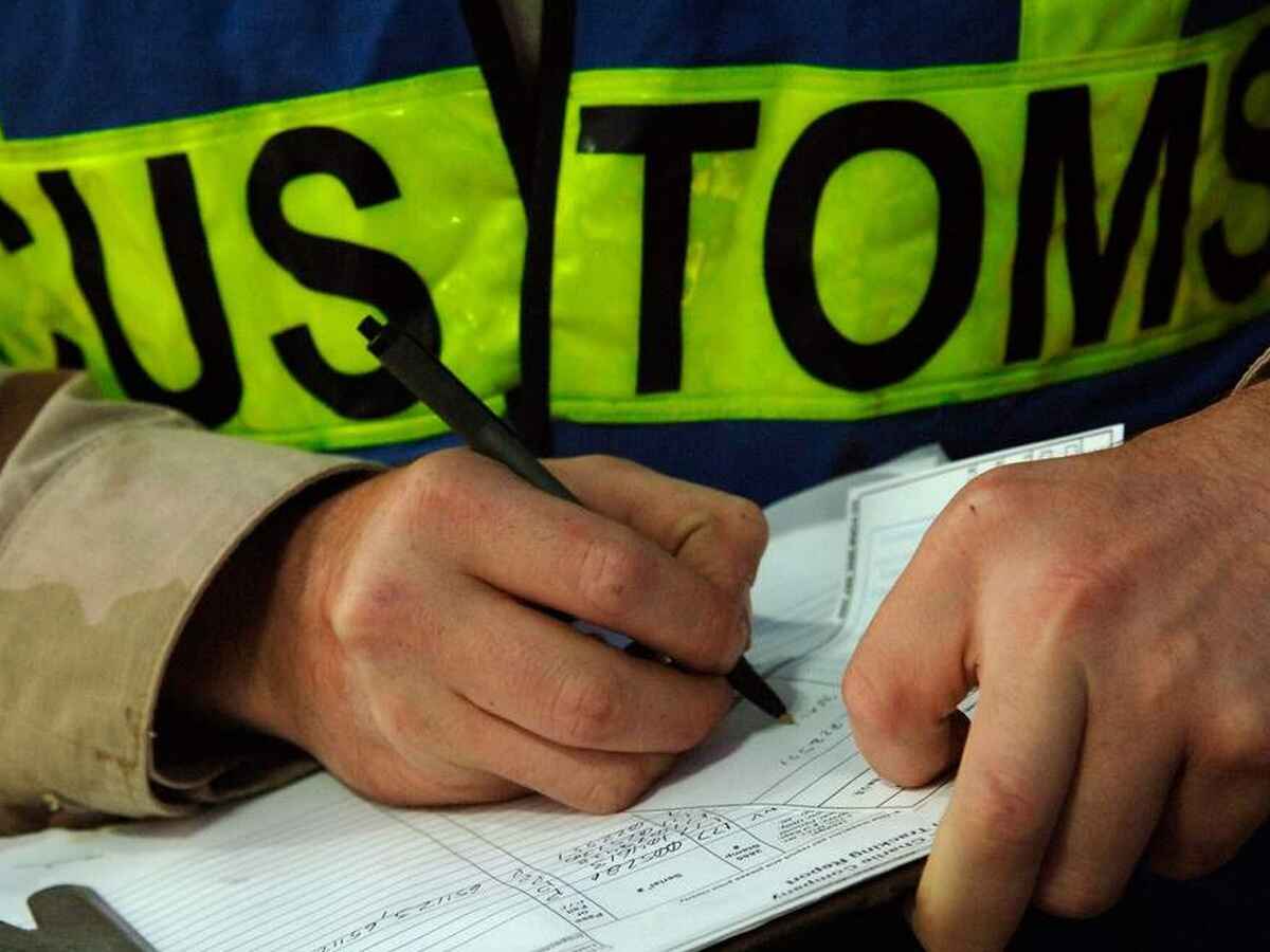 Customs approval in Dubai